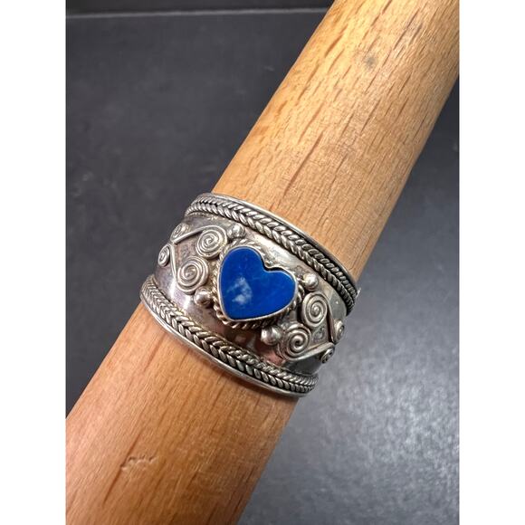 Vintage Sterling Silver Heart Ring | Indonesian Artisan | Size 10–10.25 - Picture 9 of 16